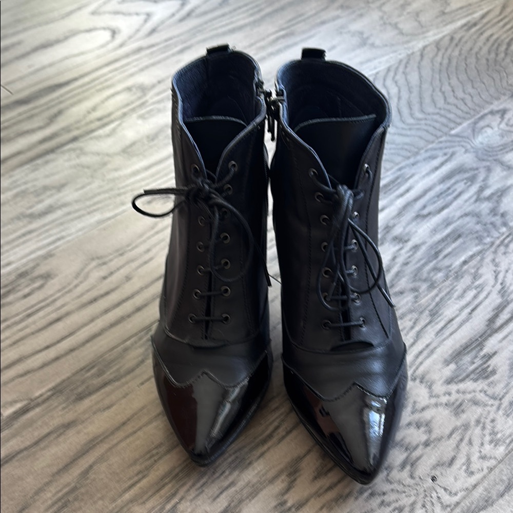 Dorking by Fluchos - Lace Up Ankle Boots with Leather Material size 38, US7.5
